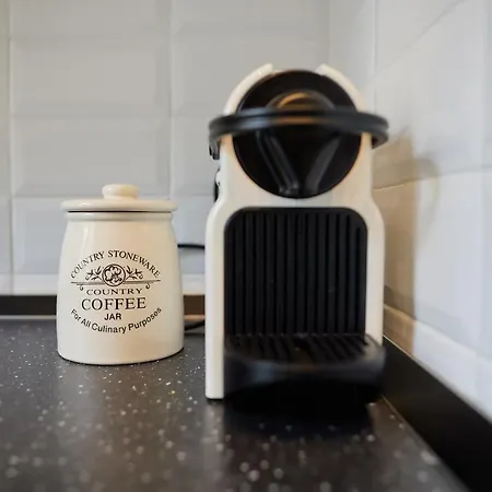 Cozy In The Center Apartment *